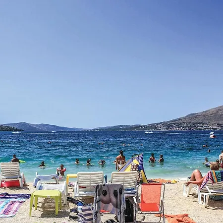 Awesome In Okrug Gornji With Wifi * Trogir